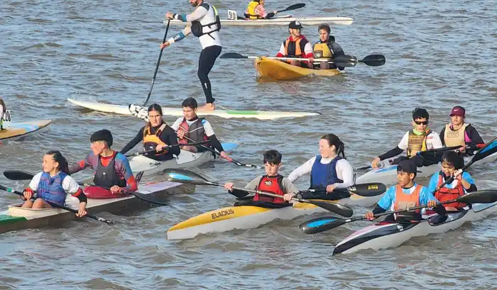 De celeste. Poblete Rojas, junto a su compañero Jeremías Rasio