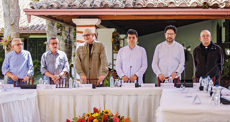 Guerrilla del ELN se va contra la Paz Total de Petro