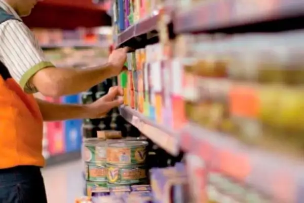 Comercio acordó un 21% extra de aumento