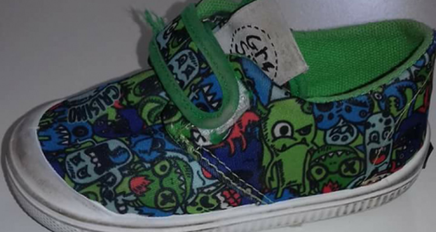 Zapatilla de bebé perdida