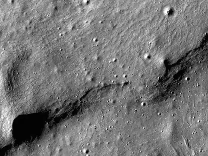 Un mapa global revela una Luna activa