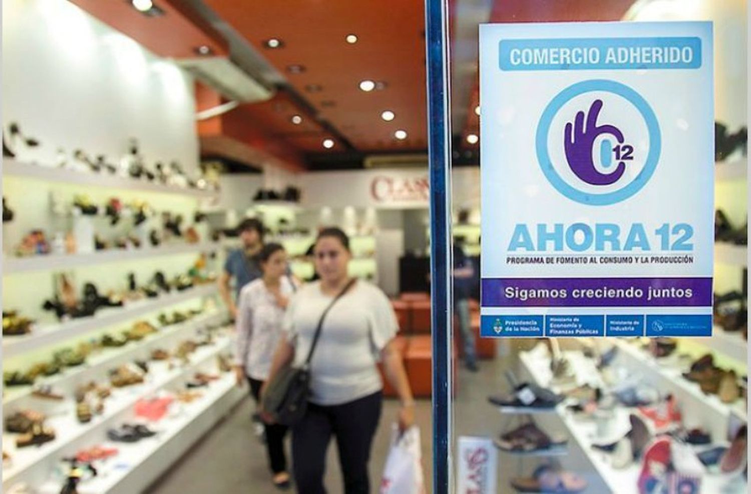 Para apuntalar el consumo, el Gobierno renovó el programa “Ahora 12” hasta el 30 de junio