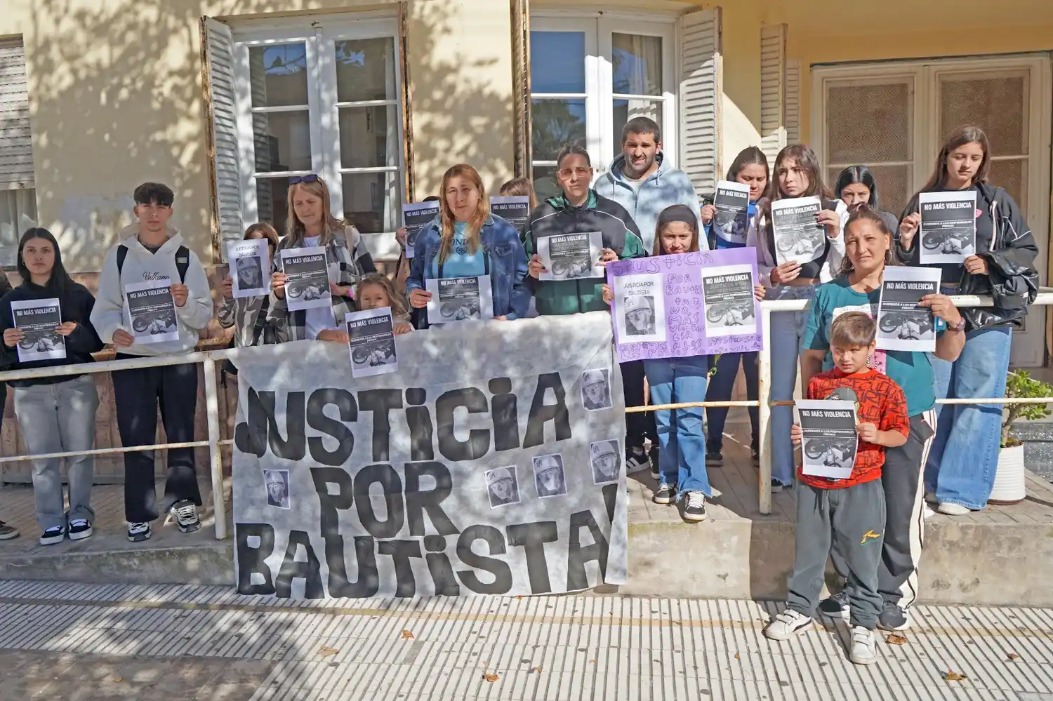 Pedido de familiares y amigos de Coronel