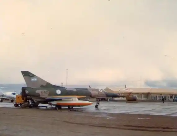 El año del Bicentenario: la VI Brigada Aérea y su rol en la gesta de Malvinas