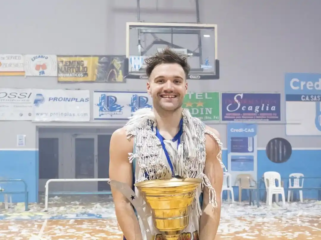 Tomás Paschetto jugará la Liga Federal 2026 con Atlético Sastre