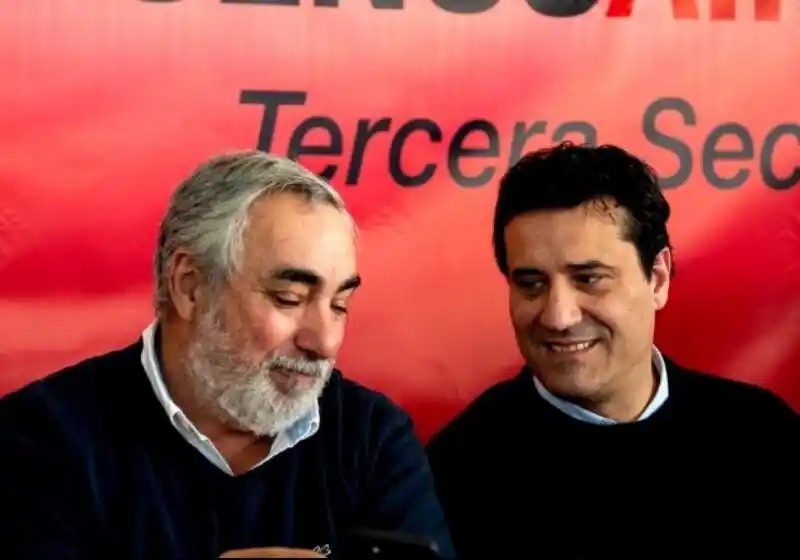 Miguel Fernández junto a Maxi Abad