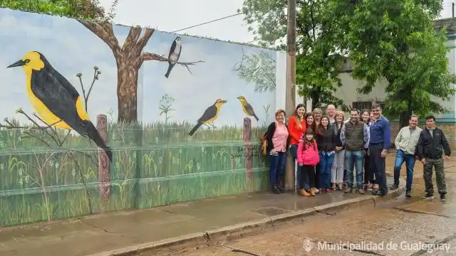 Mural “Tordo Amarillo” en el Hogar de Niñas