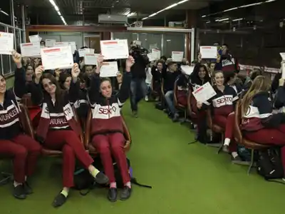 Cien nuevos jóvenes recibieron su "Primera licencia de conducir" en Arroyito