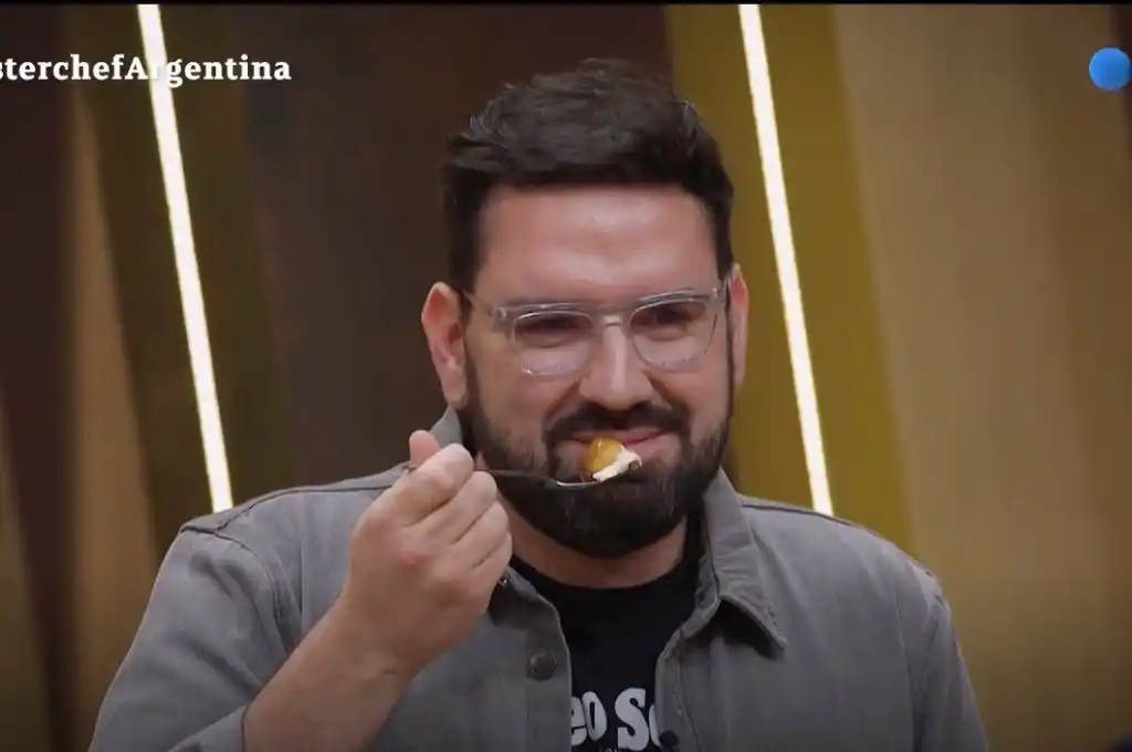 Aquiles intentó imitar una receta de Damián Betular en Masterchef: ¿cómo le fue?