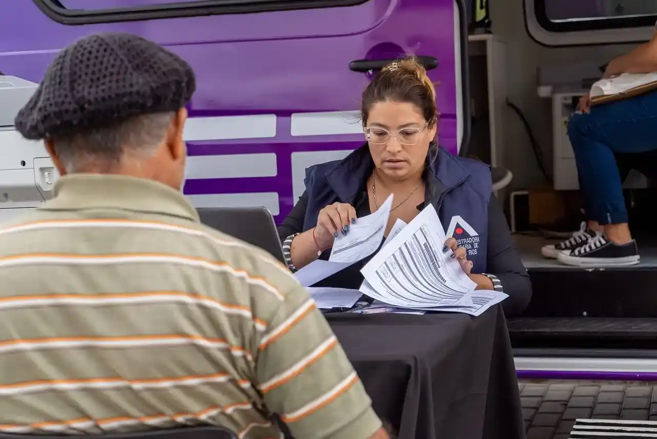 Dejarán de imprimir boletas en papel para ahorrar 5.000 millones de pesos por año