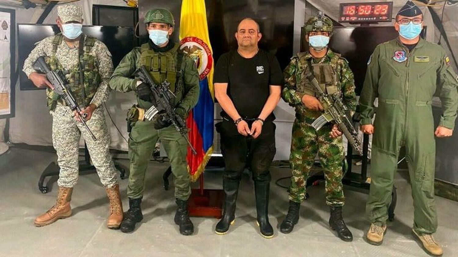 ¡MINISTRO DE LA DEFENSA! Red de Otoniel es más grande que la de Pablo Escobar