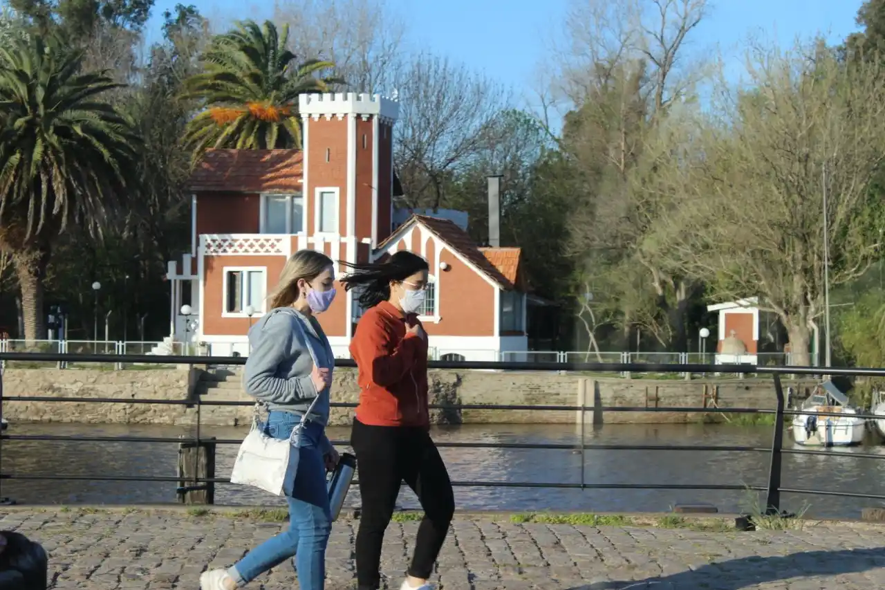 La ciudad regresó al DISPO,aunque sin reuniones sociales y familiares