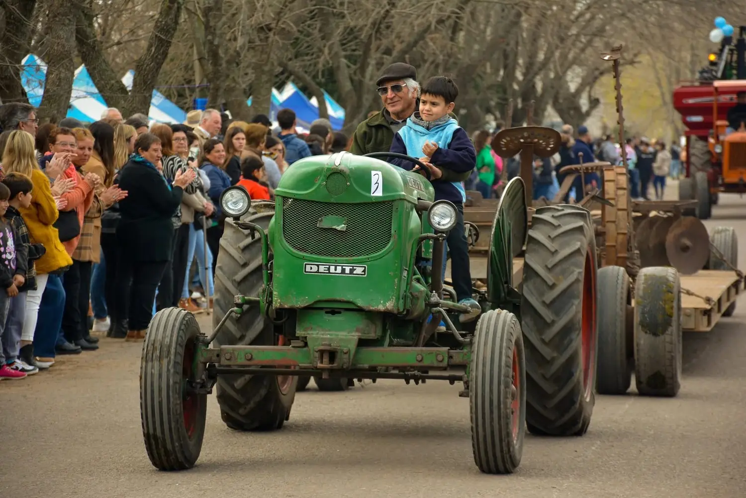 La Fiesta de la Maquinaria Agrícola de Carmen de Areco es el feriado del 9 de julio
