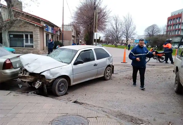 Un triple choque en pleno mediodía