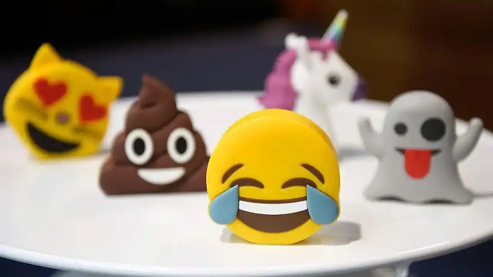 Los emojis celebran su día