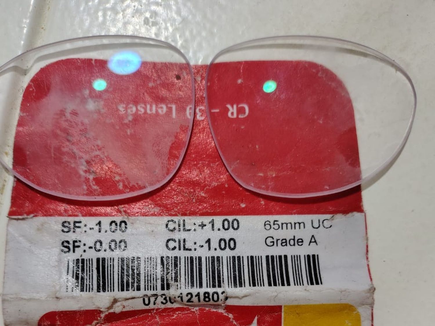 Encontraron cristales de anteojos