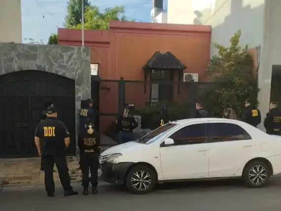 Allanaron una vivienda en Tandil por producción y distribución de contenido sexual de menores