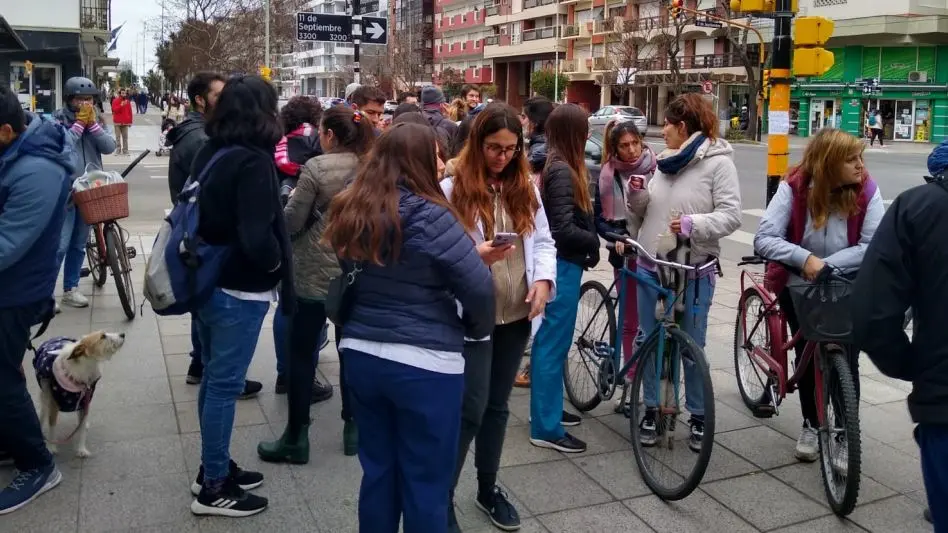 Médicos residentes: "no tenemos condiciones laborales como trabajadores, asignaciones familiares, ni aportes"