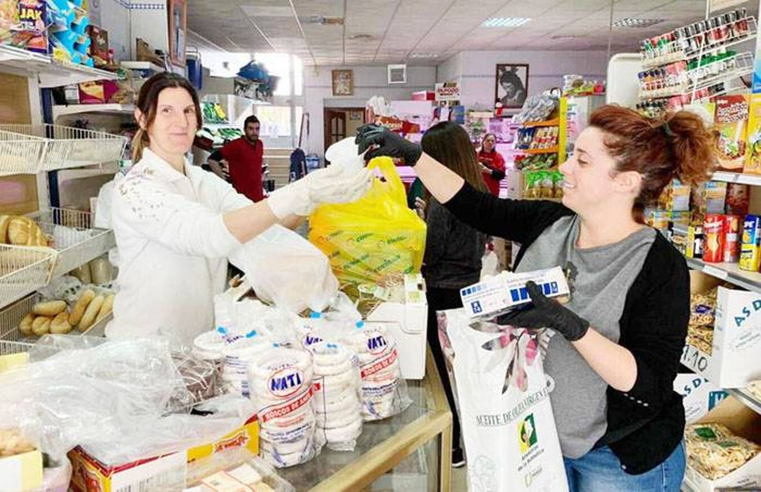 Los comercios minoristas  mejoraron sus ventas