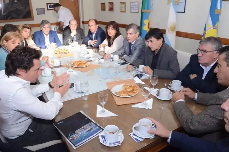Avanza el Same Provincia: Ministra Ortiz se reunió con intendentes en Chivilcoy