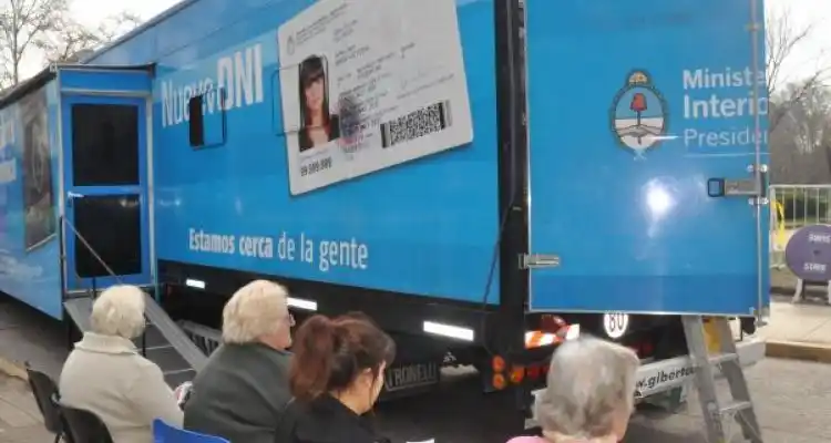 DNI: Ante la demanda de los vecinos, sumaron un día al operativo