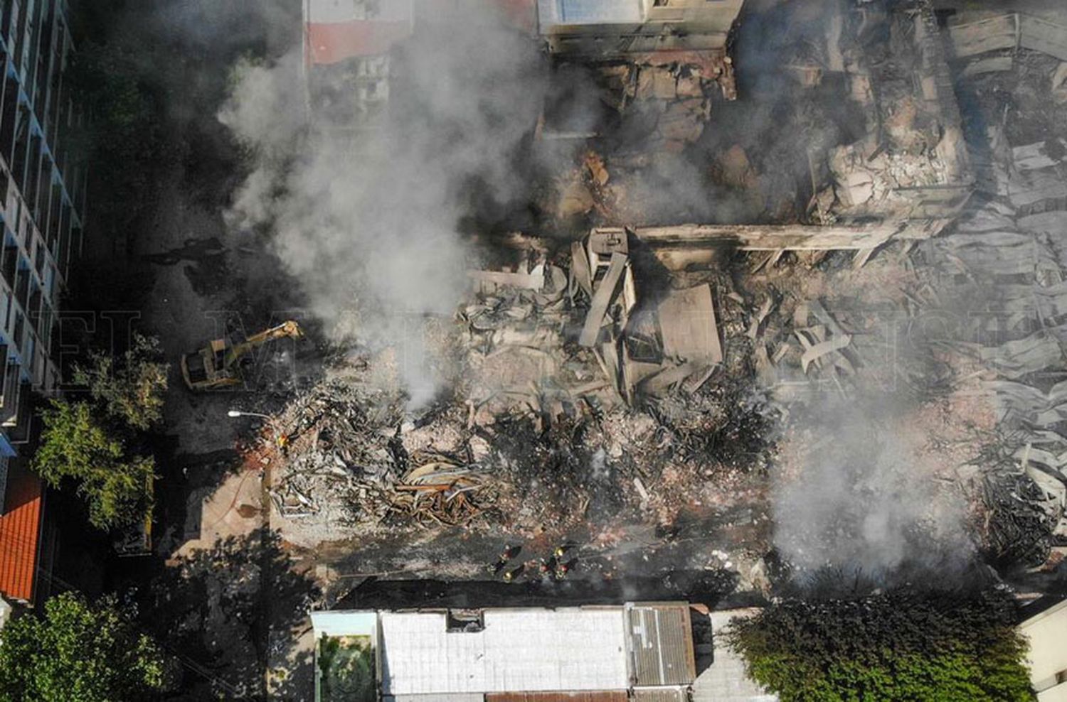 Investigan si fue intencional el incendio en Torres y Liva