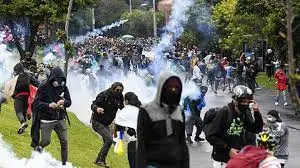 Recompensa por Vándalos en Colombia