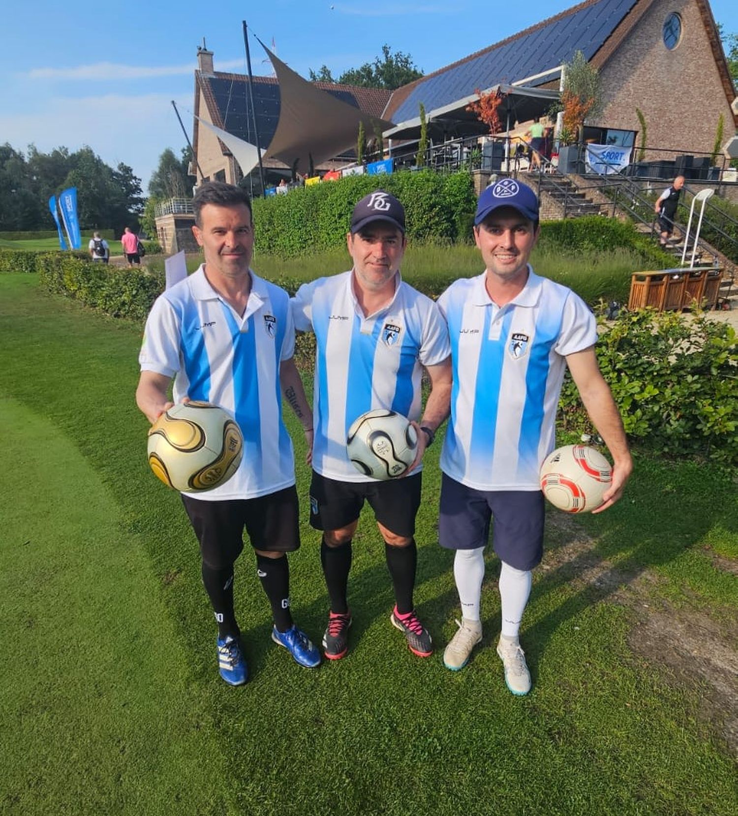 Marcos Ghezzi, Roberto Ghezzi y Damián Popovich; en Bélgica.