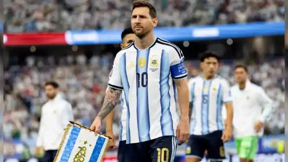 Lionel Messi en la previa al enfrentamiento ante Austria. Agencia Noticias Argentinas/Redes @Argentina.