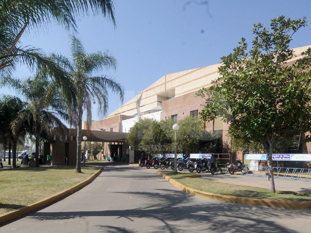 Hieren a una médica en el Hospital de Niños de Santa Fe y otro centro de salud restringe visitas por violencia