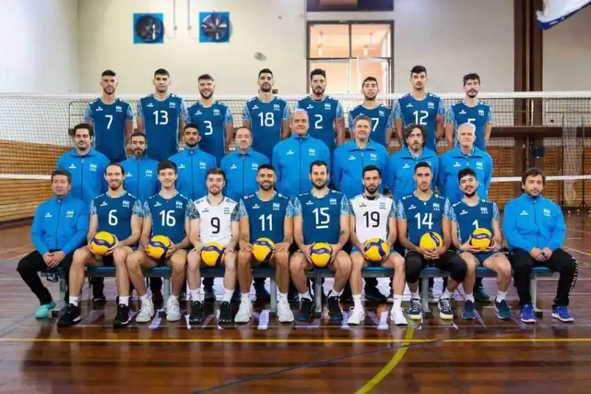 Argentina viajó sin Palacios por ser contacto estrecho