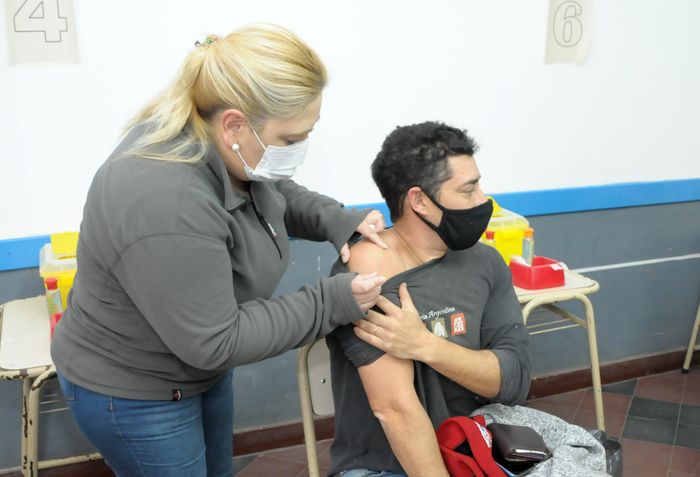 Los mayores de 35 años podrán vacunarse sin turno previo