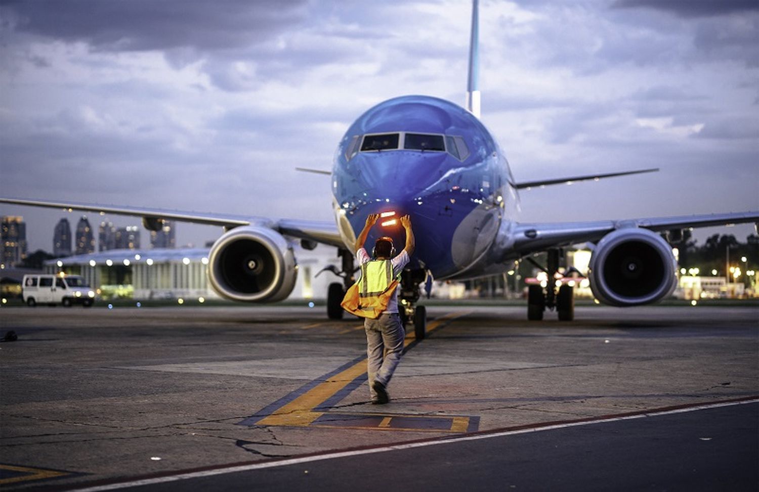 Al menos 25 vuelos debieron cancelarse ayer en el Aeroparque Metropolitano.