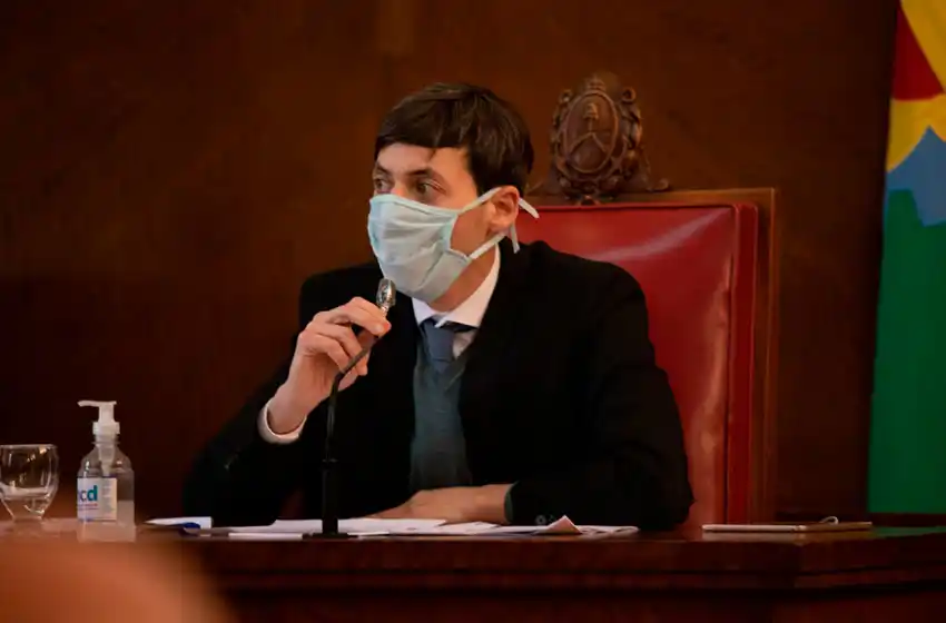 Desde la UCR solicitan a Provincia "transparencia en el manejo de la información"