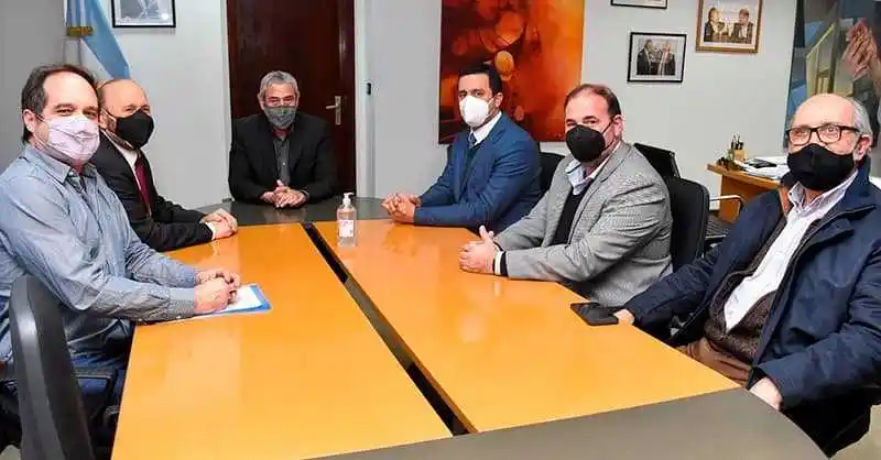 Más de 600 viviendas serán construidas en la ciudad capital y en localidades del interior