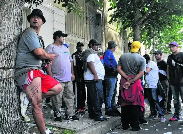 Rosario: Carreros resisten frente al Concejo Municipal