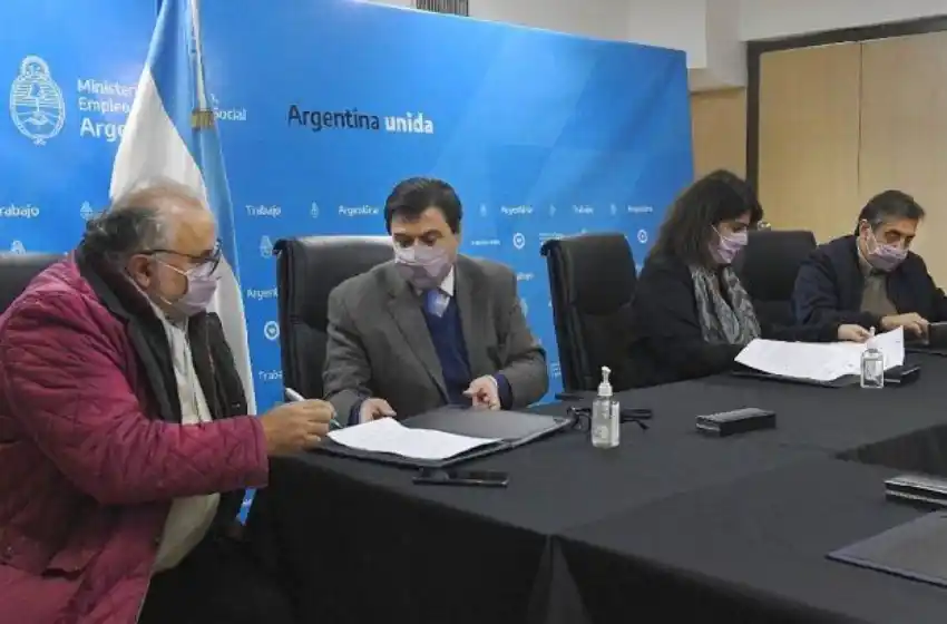 El Gobierno bonaerense ofreció un 45,5 por ciento de aumento salarial a los docentes