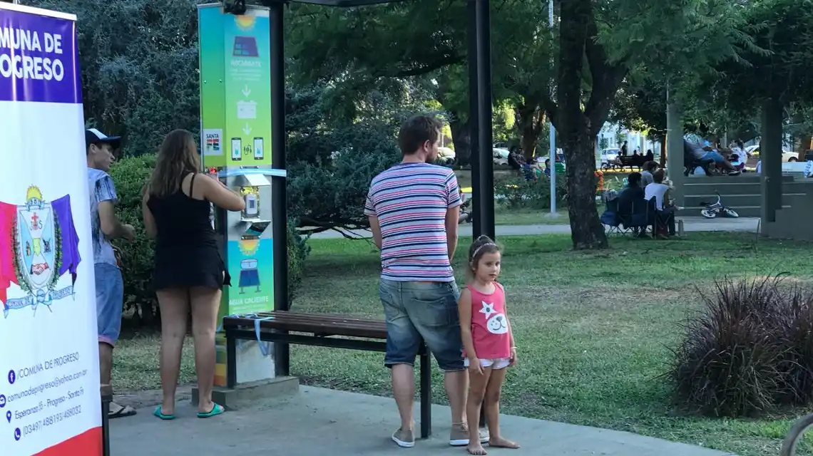 La provincia inauguró una estación solar en Progreso