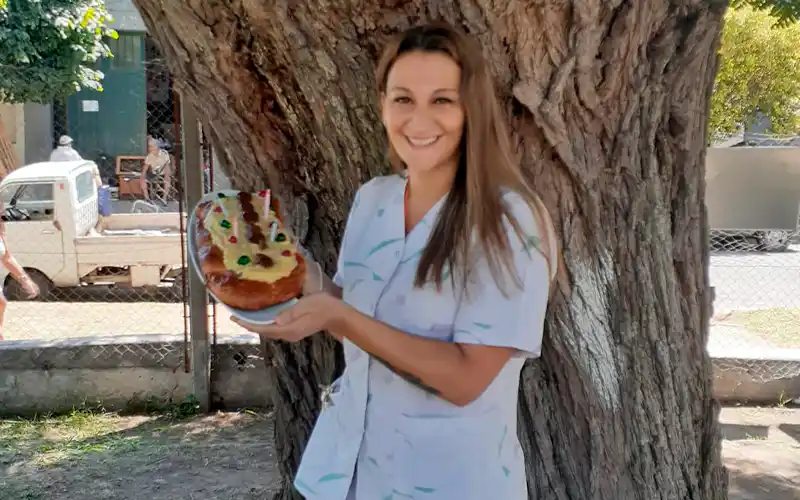 Soldados de la pandemia: Valeria Ramos cumplió años y los festejó hisopando