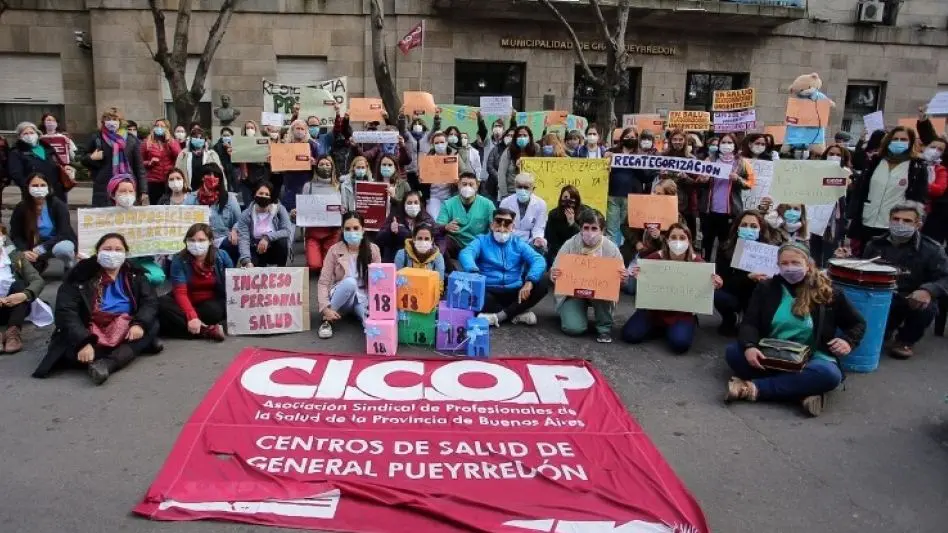 Trabajadores de la salud movilizan en reclamo por las condiciones laborales y salariales