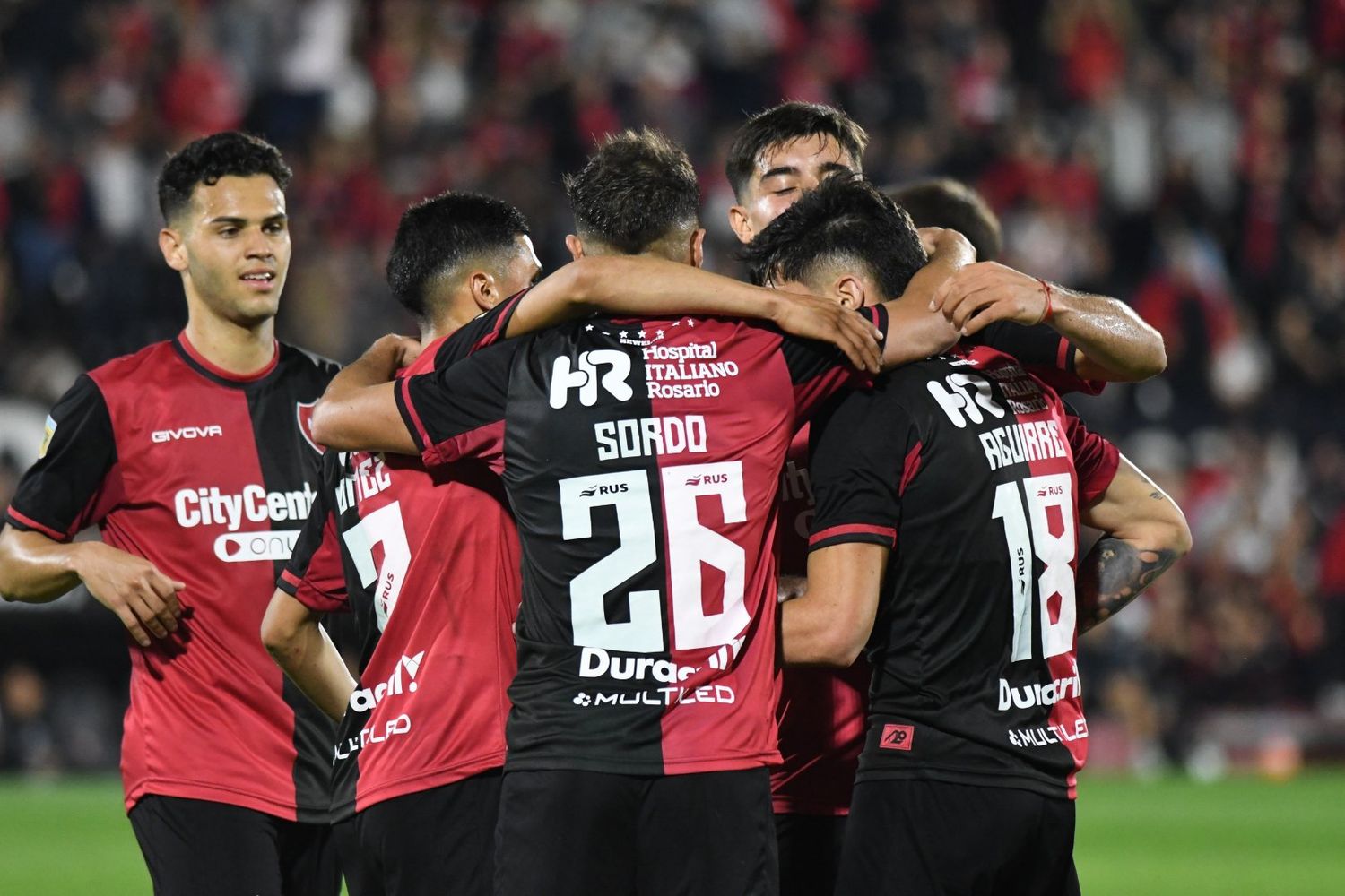 Newell's fue contundente frente a Central Córdoba