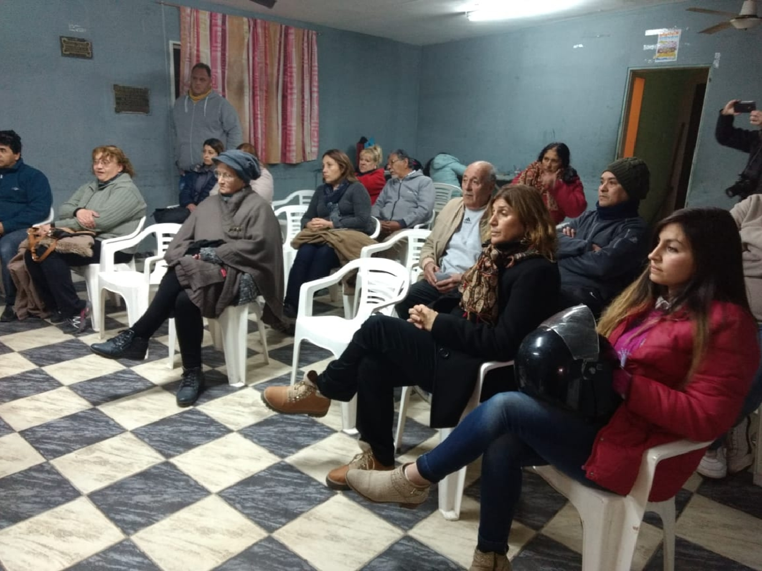 Vecinos de La Milka se reunieron con la policía