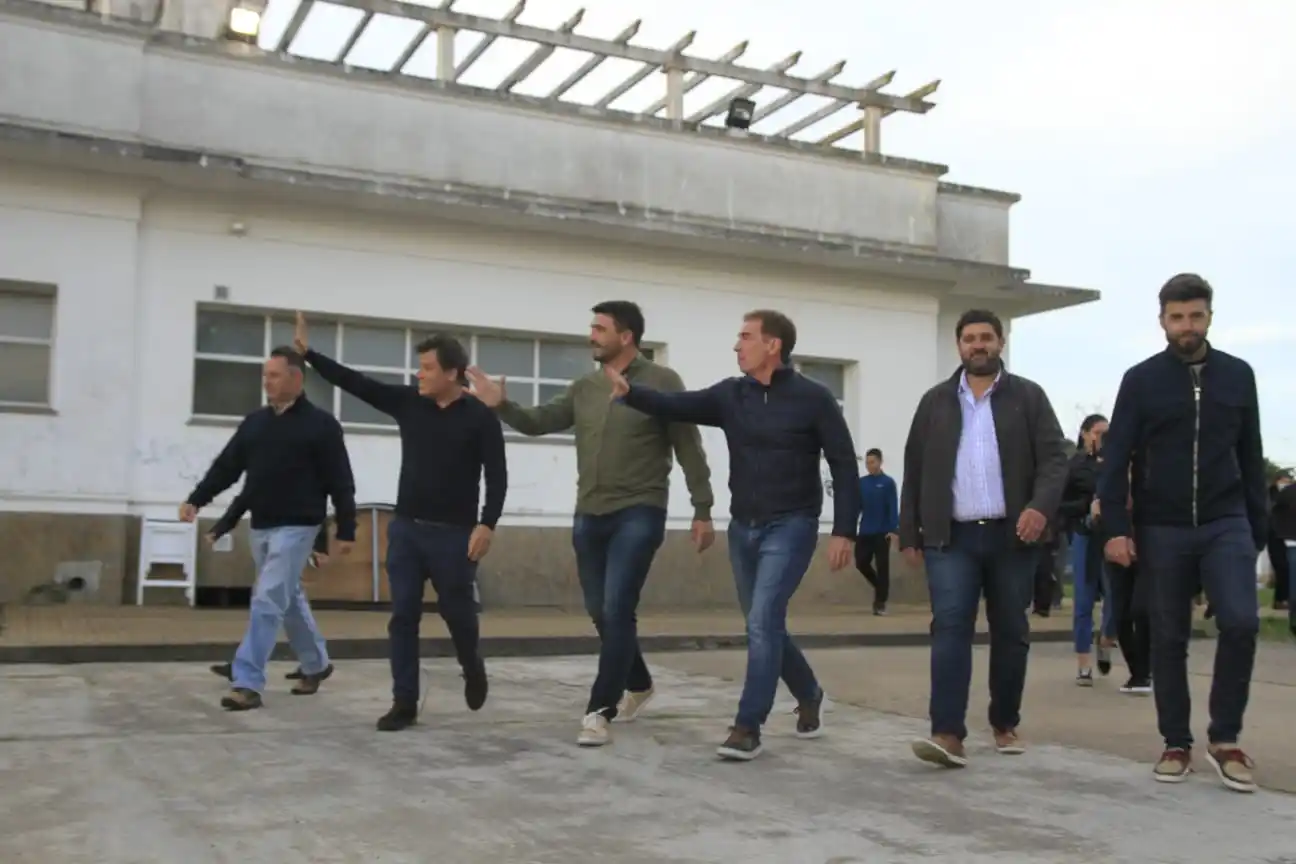 Elecciones 2021: Santilli y Manes estuvieron por la cuarta y séptima y fueron a Pehuajó, 9 de Julio y Olavarría