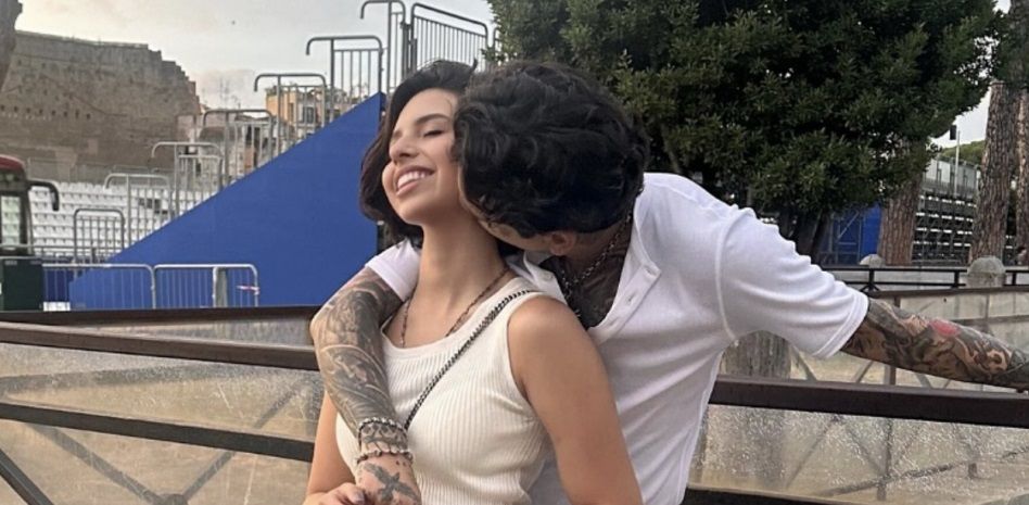 SE LO TENÍAN CALLADITO: Ángela Aguilar y Christian Nodal confirman su noviazgo