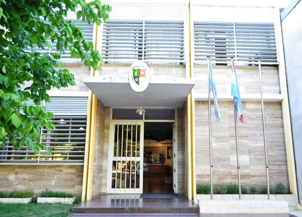 Realizarán un simulacro de evacuación del edificio de la Municipalidad de Crespo