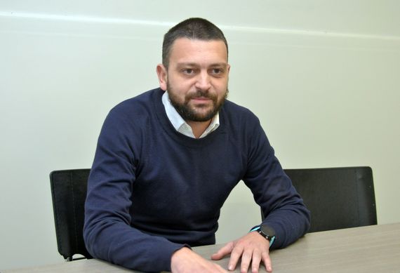 “Nosotros no estamos debatiendo la elección de 2023”, se diferenció Juan Manazzoni, precandidato de Juntos