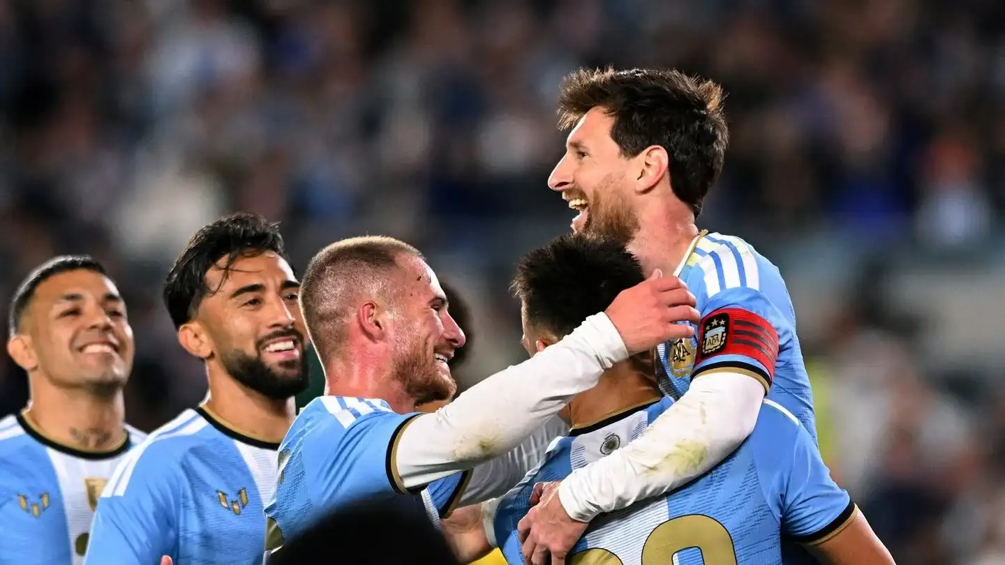 Lionel Messi cerró un ciclo glorioso en la Selección Argentina y se despidió con una goleada 3-0 ante Benín