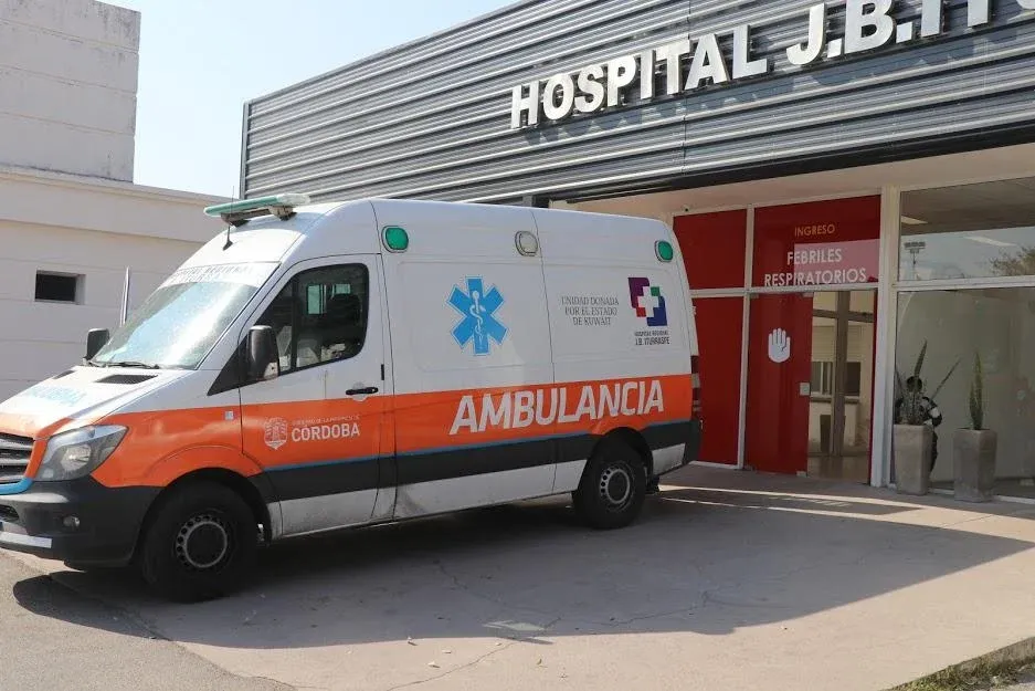 Dos heridos tras la explosión de un neumático de sembradora en la región: uno de ellos está grave