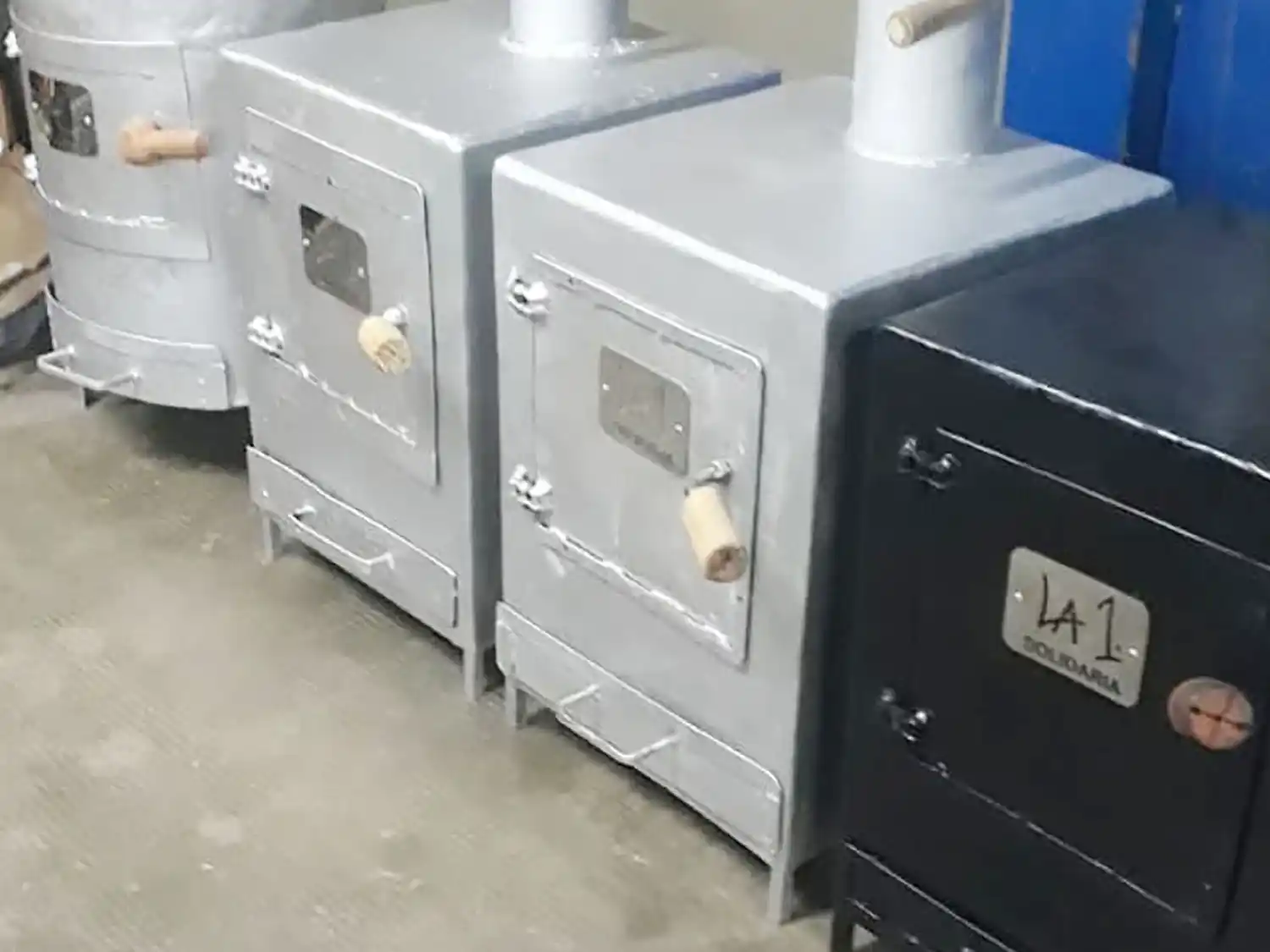 Continúa el gesto solidario de estudiantes entrerrianos que fabrican salamandras y donan a familias vulnerables