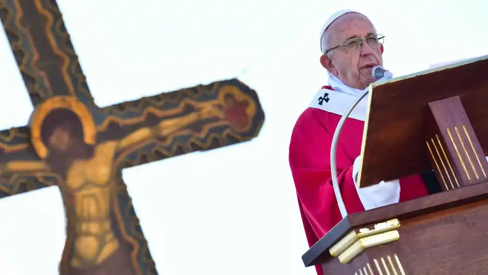 El Papa afirma en Sicilia que los mafiosos no son cristianos